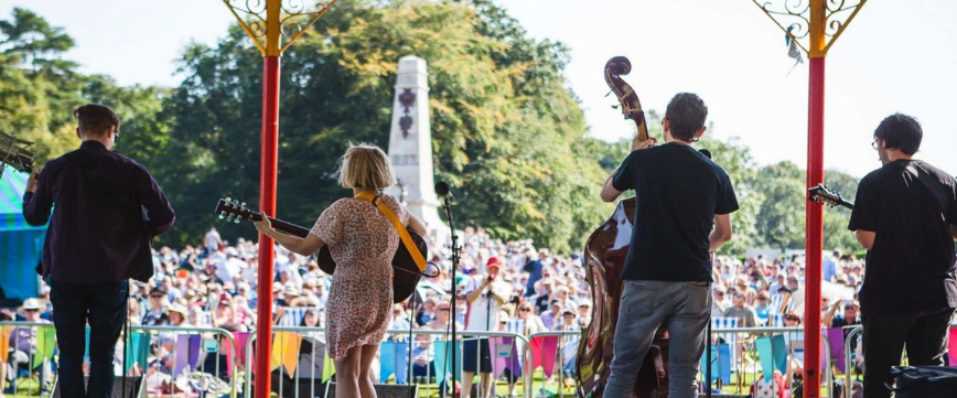 Picnic in the Park, Music at the Bandstand in Ward Park